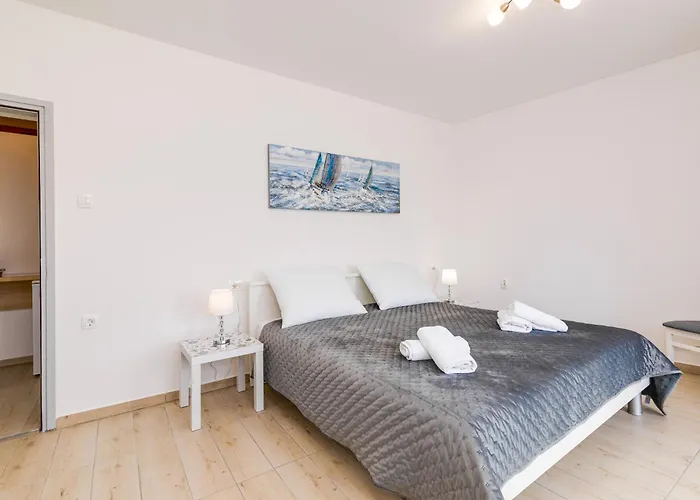 Ema Bed & Breakfast Krk Town